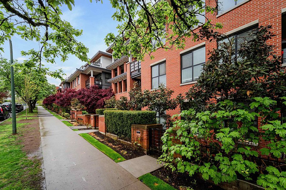 PH2 7988 Yukon Street Vancouver, BC - 10