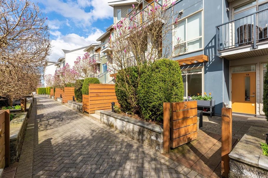 18 10133 River Drive Richmond, BC - 28