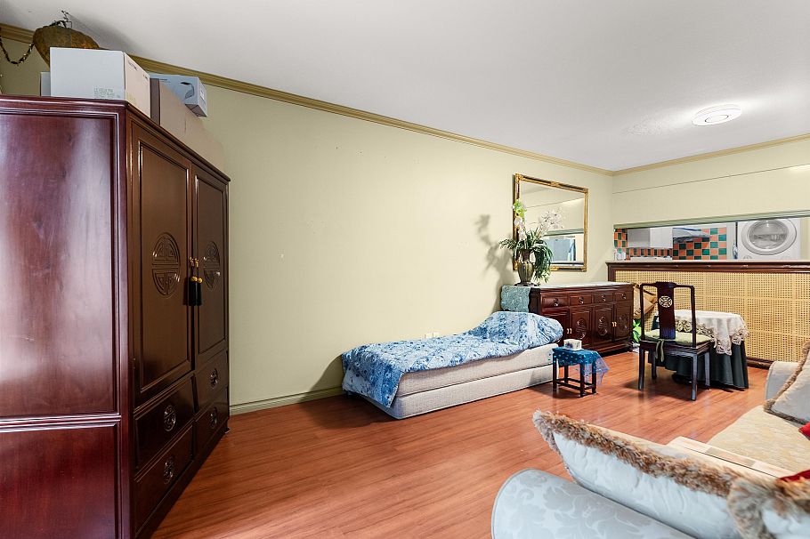 308 1823 E Georgia Street Vancouver, BC - 11