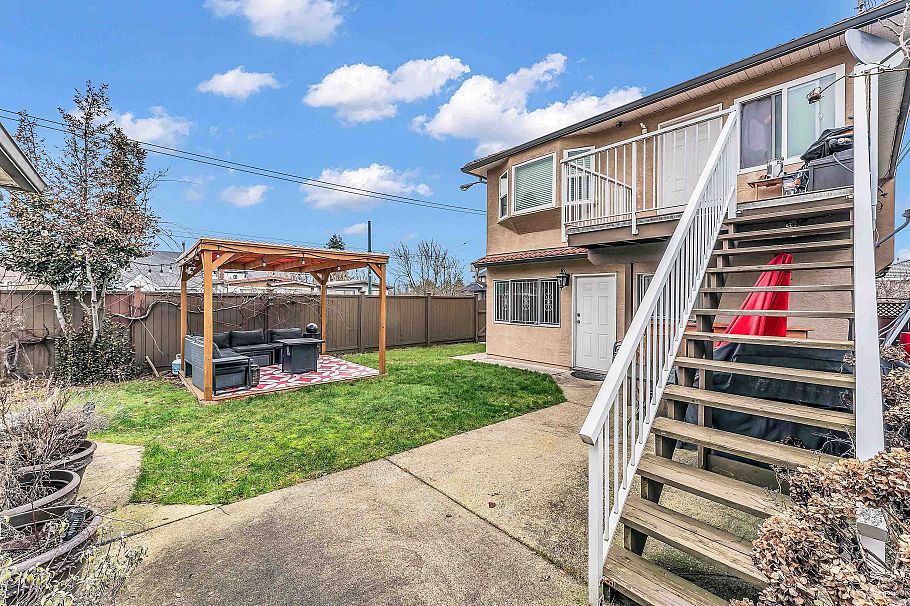 2808 Horley Street Vancouver, BC - 6