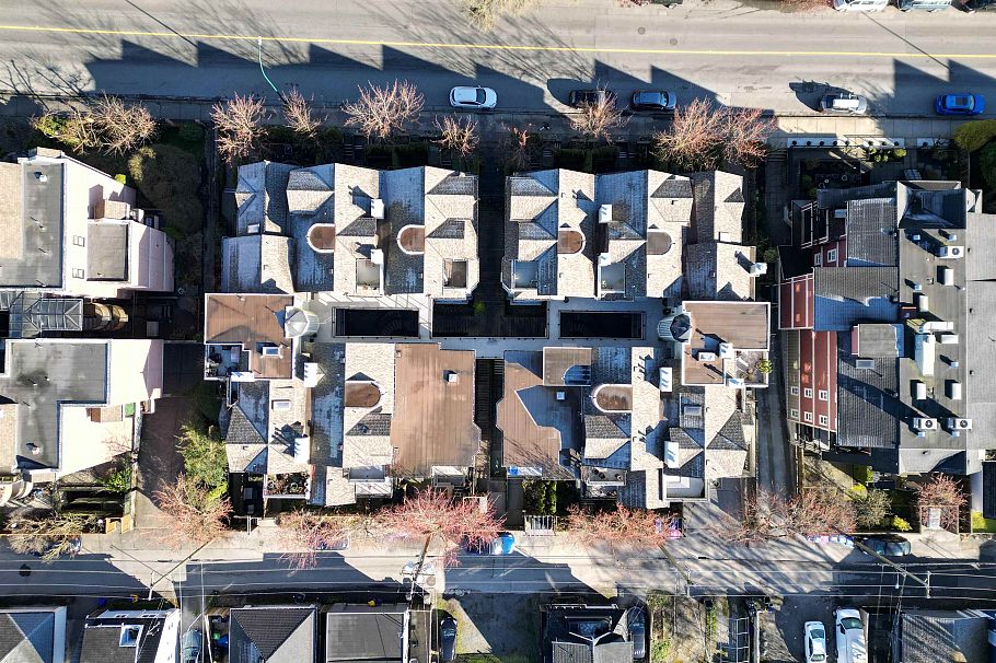 978 W 16th Avenue Vancouver, BC - 31