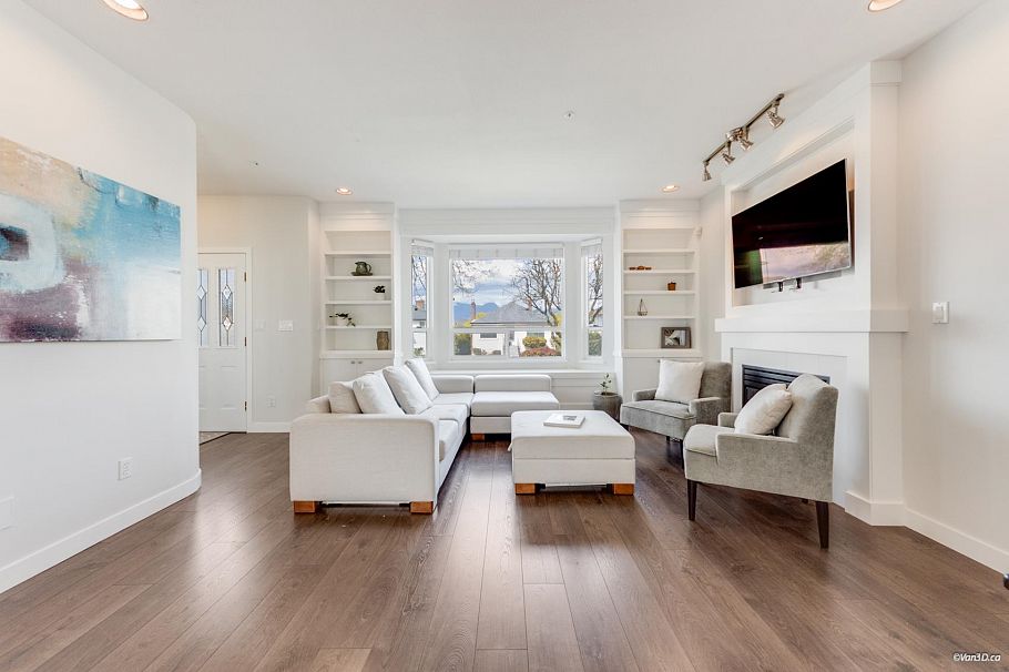 2648 E 19th Avenue Vancouver, BC - 6