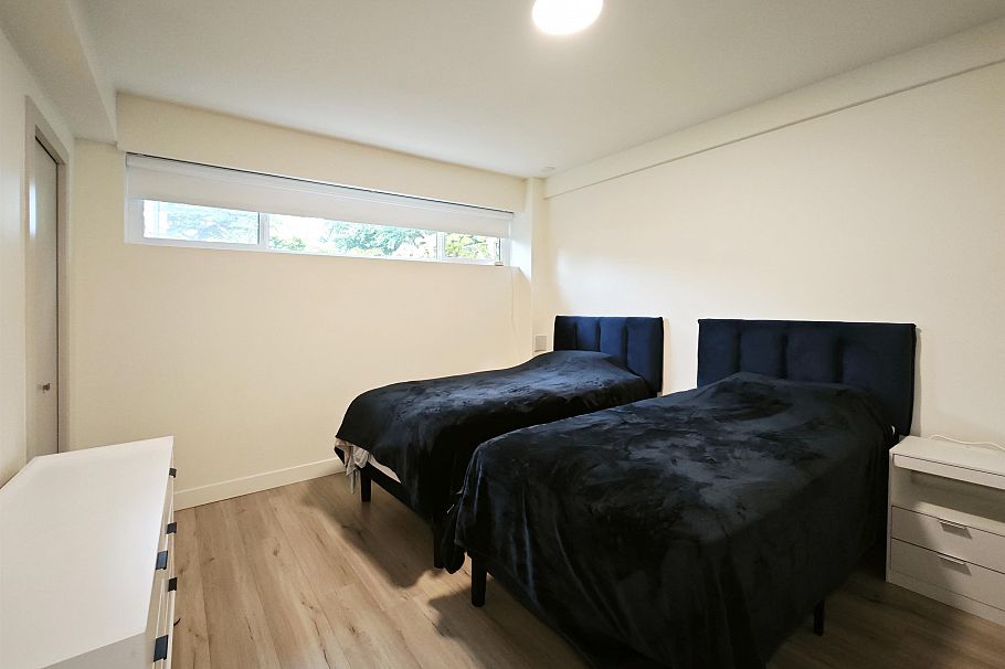 790 W 68th Avenue Vancouver, BC - 18