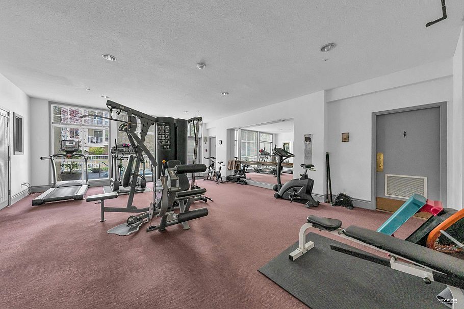 321 360 E 36th Avenue Vancouver, BC - 24