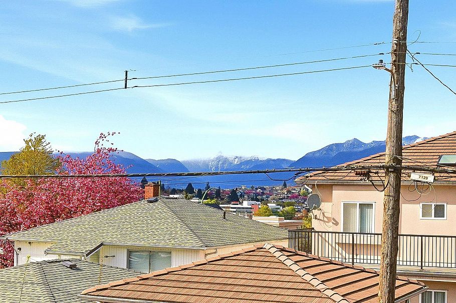 3217 E 18th Avenue Vancouver, BC - 25