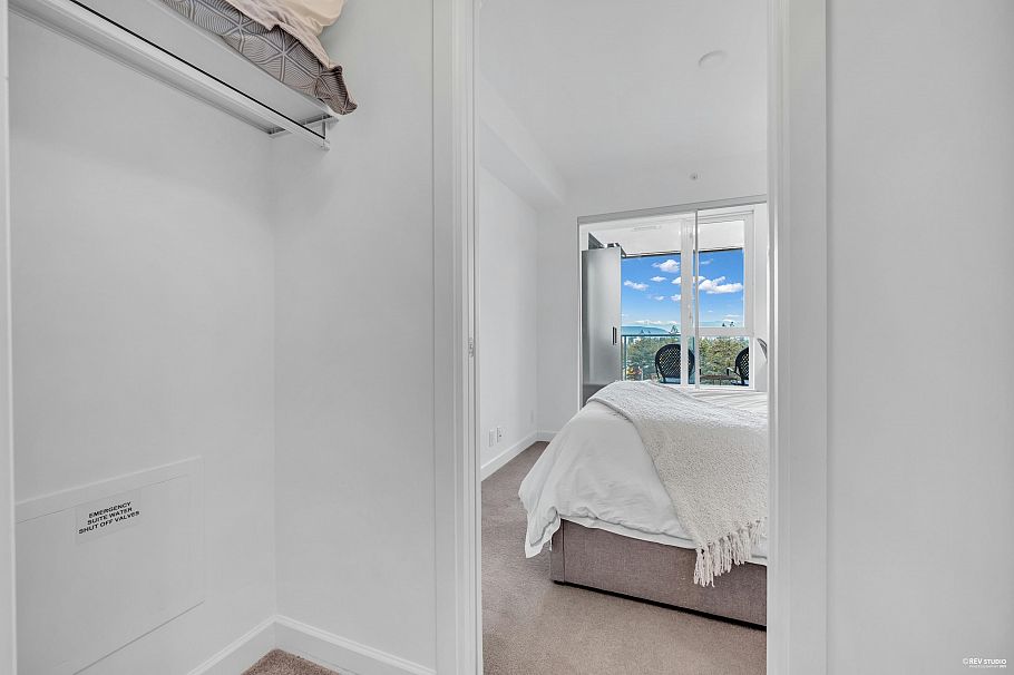 2303 3355 Binning Road Vancouver, BC - 17