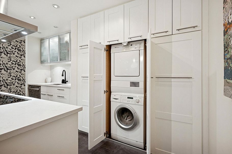 304 1535 Nelson Street Vancouver, BC - 12