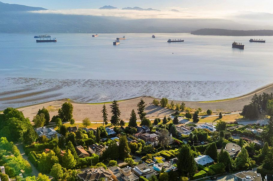 1550 Blanca Street Vancouver, BC - 1