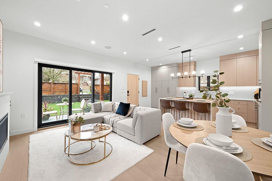 1 2247 Parker Street Vancouver, BC - 15