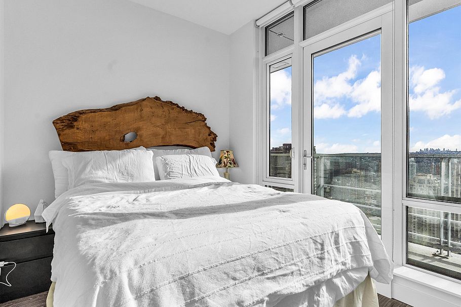 3305 1283 Howe Street Vancouver, BC - 12