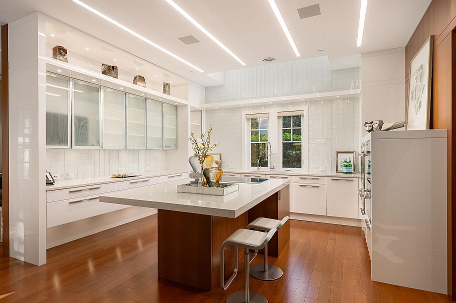 5961 Churchill Street Vancouver, BC - 11