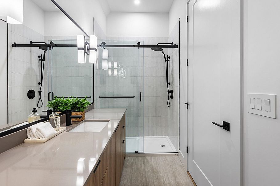 1 1620 E 11th Avenue Vancouver, BC - 22