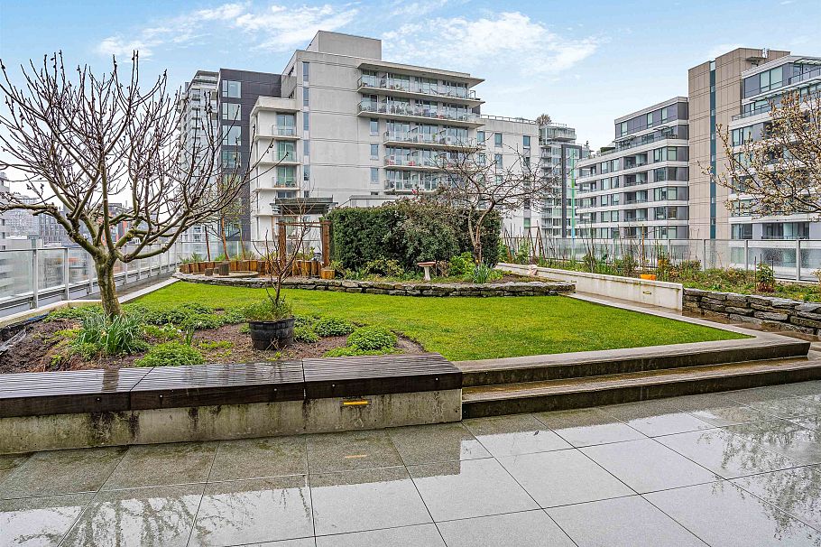 203 1661 Quebec Street Vancouver, BC - 18