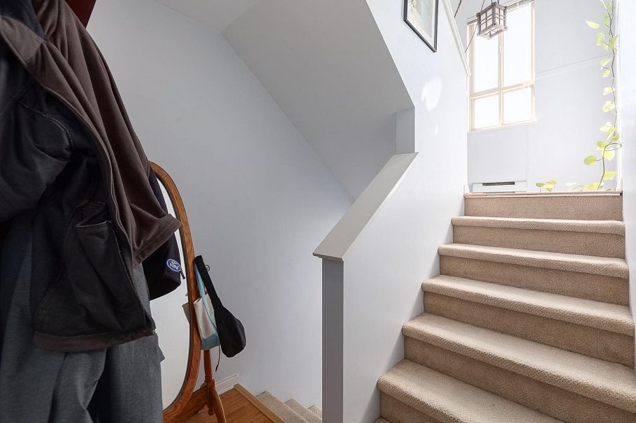 34 2375 W Broadway Vancouver, BC - 17