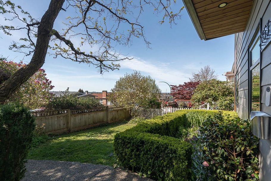 3853 Frances Street Burnaby, BC - 28