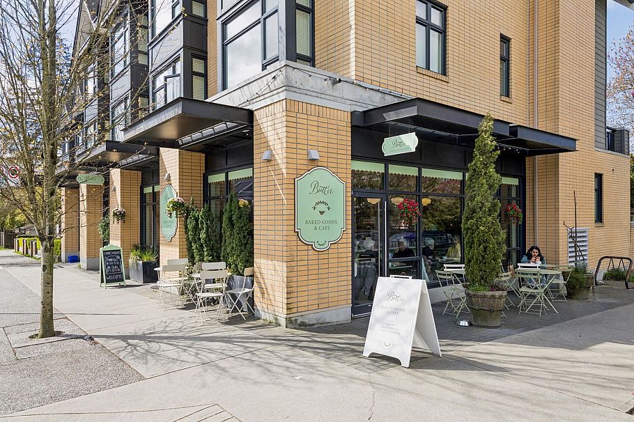 2859 W 33rd Avenue Vancouver, BC - 36