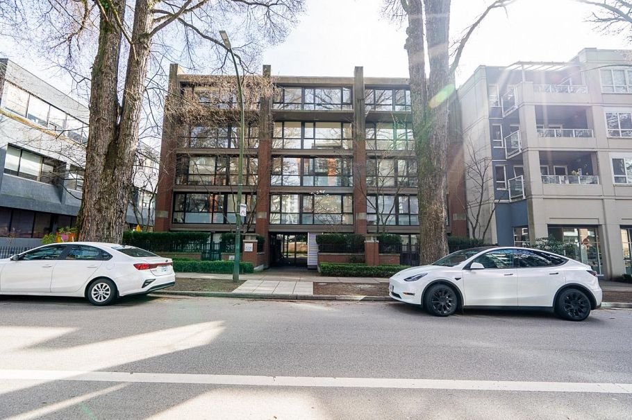 502 2036 W 10th Avenue Vancouver, BC - 24