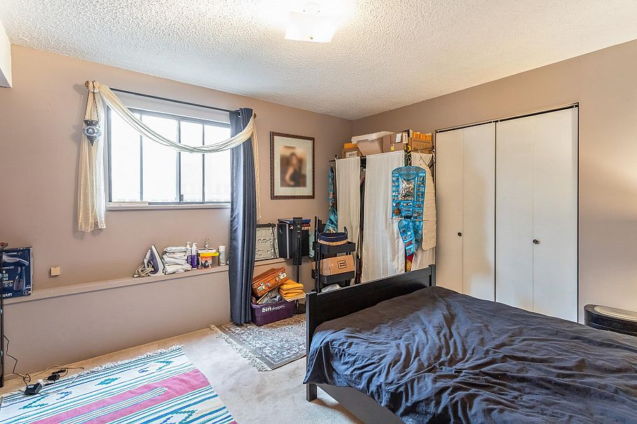 2136 Jones Avenue North Vancouver, BC - 19