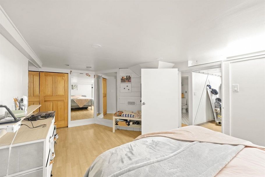 2452 2492 Balsam Street Vancouver, BC - 25