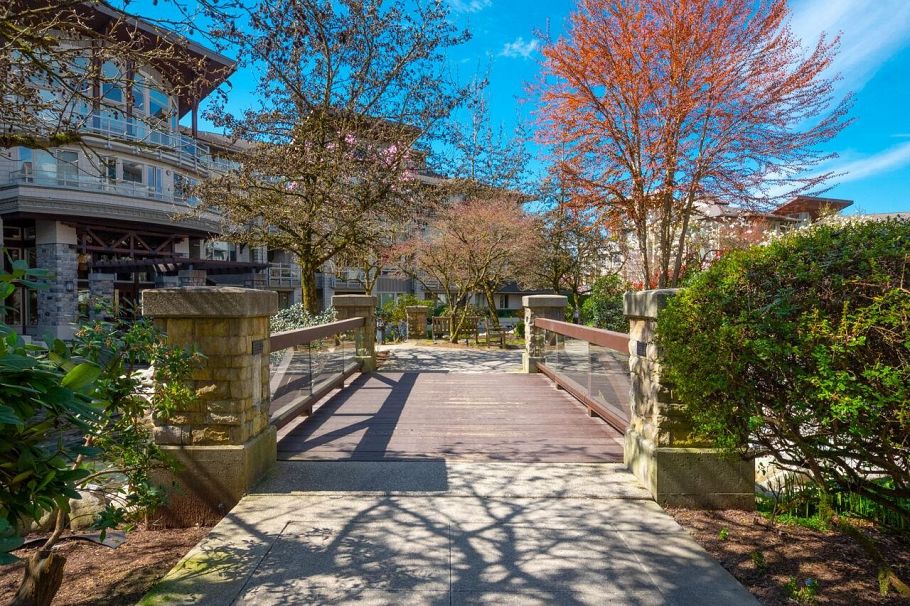 414 530 Raven Woods Drive North Vancouver, BC - 4