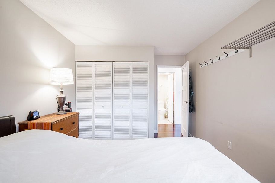 209 2211 W 2nd Avenue Vancouver, BC - 18