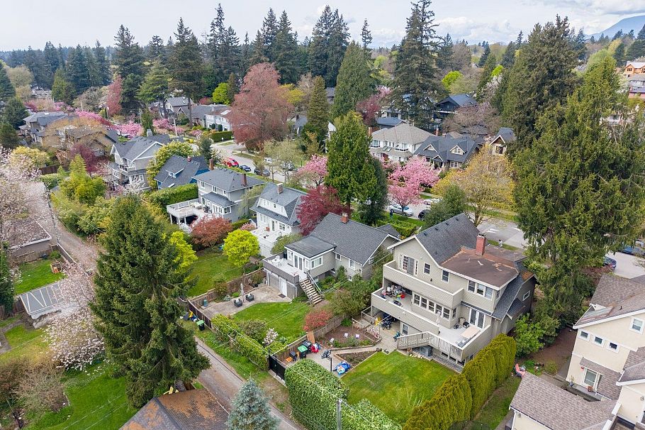 3436 W 37th Avenue Vancouver, BC - 36