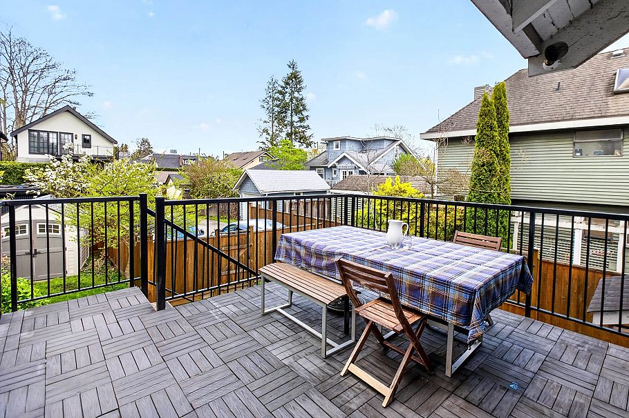 2975 W 8th Avenue Vancouver, BC - 26