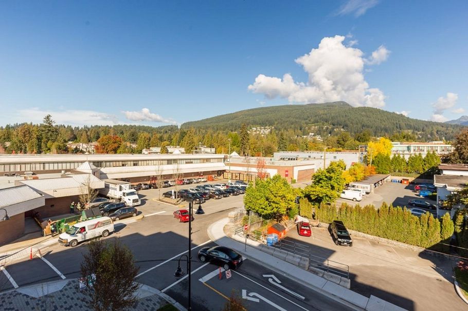 404 1295 Conifer Street North Vancouver, BC - 27