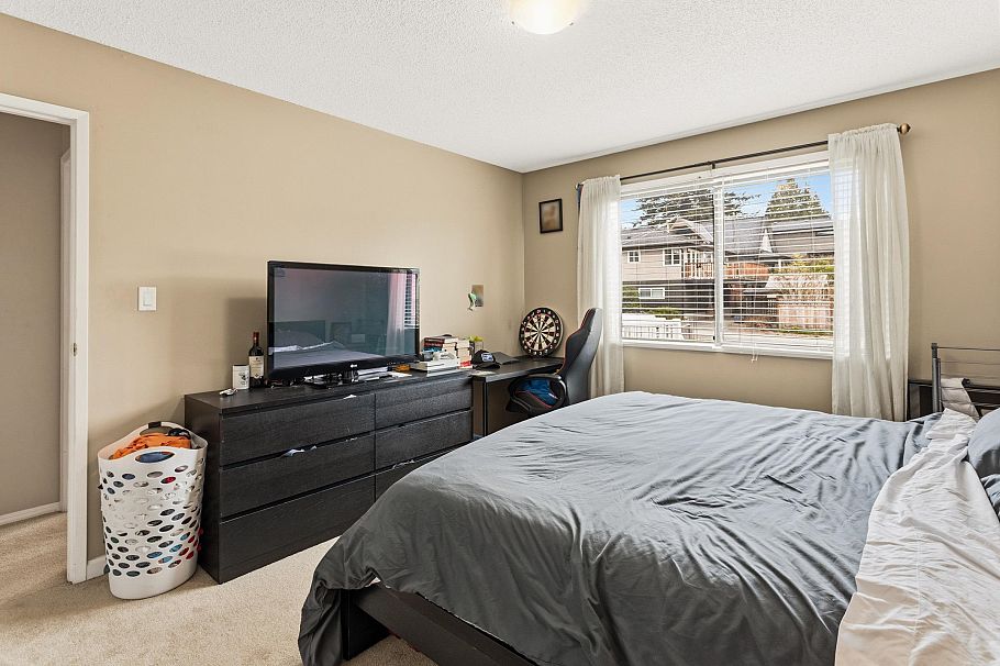 2136 Jones Avenue North Vancouver, BC - 10