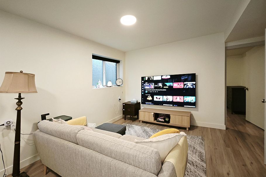 790 W 68th Avenue Vancouver, BC - 20