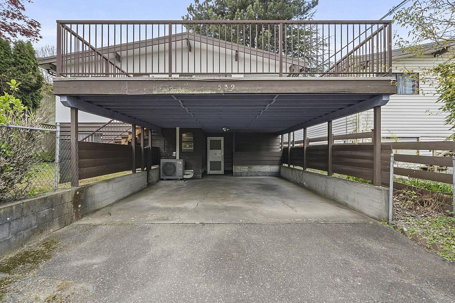 532 W 64th Avenue Vancouver, BC - 28