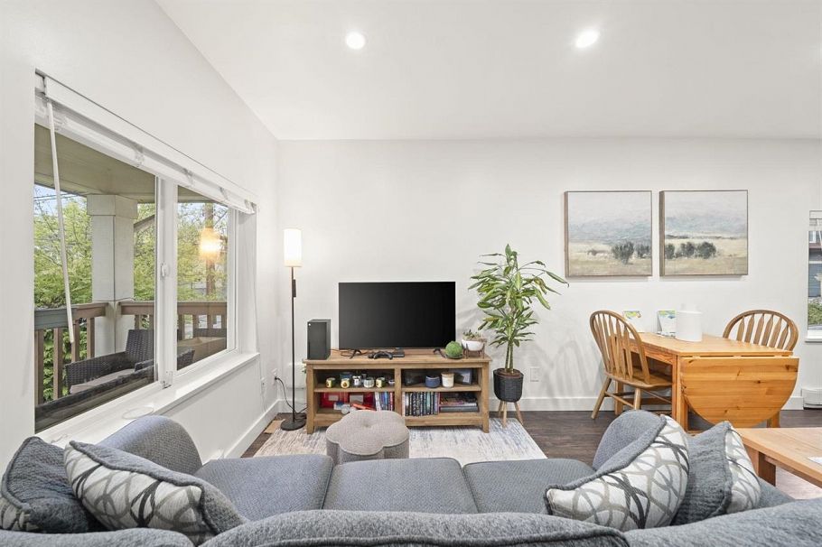 2452 2492 Balsam Street Vancouver, BC - 12