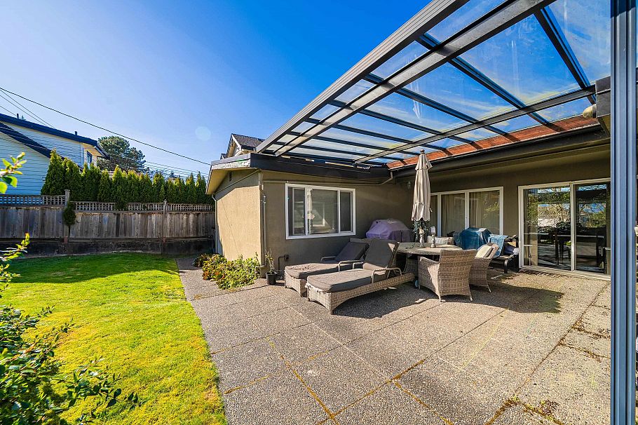 2244 W 32nd Avenue Vancouver, BC - 17