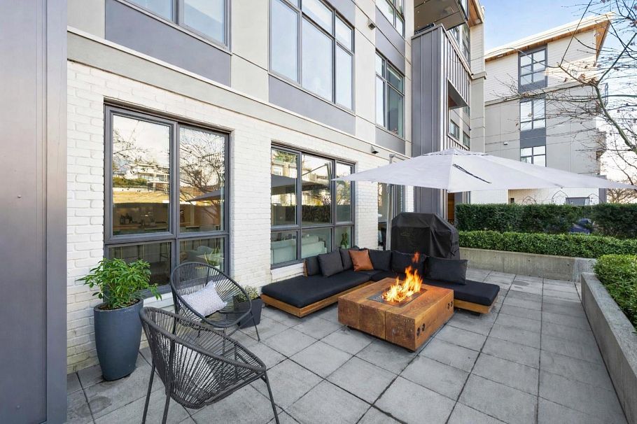 116 747 E 3rd Street North Vancouver, BC - 1