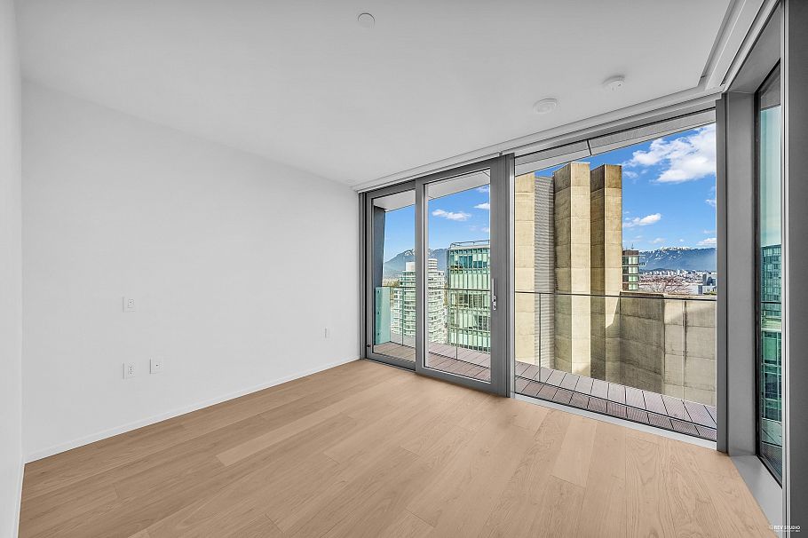 2203 1568 Alberni Street Vancouver, BC - 10