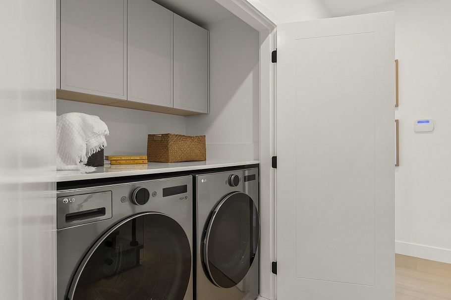 2 3255 13th Avenue Vancouver, BC - 27