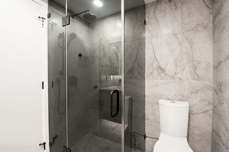 4170 Columbia Street Vancouver, BC - 21