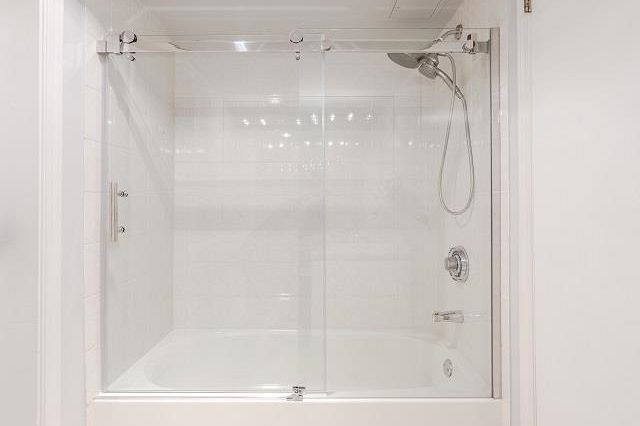 303 1415 W Georgia Street Vancouver, BC - 24