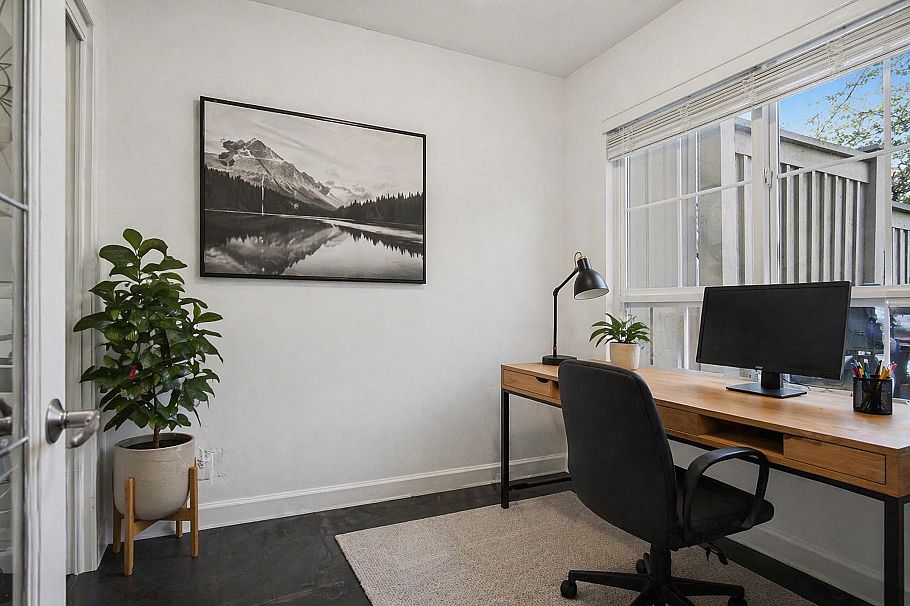 155 1100 E 29th Street North Vancouver, BC - 21