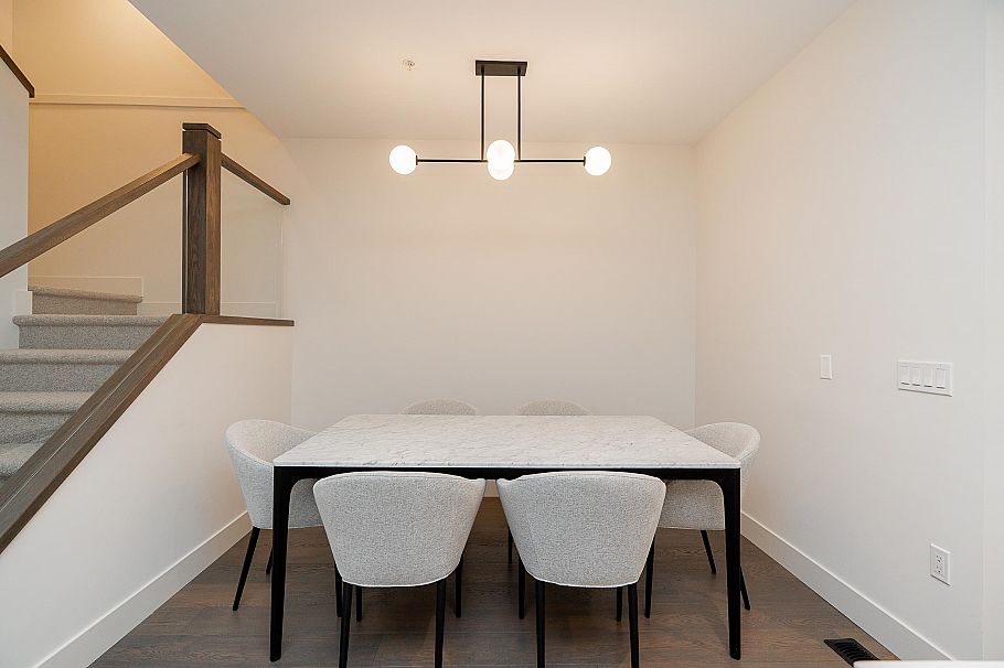 6840 Oak Street Vancouver, BC - 5