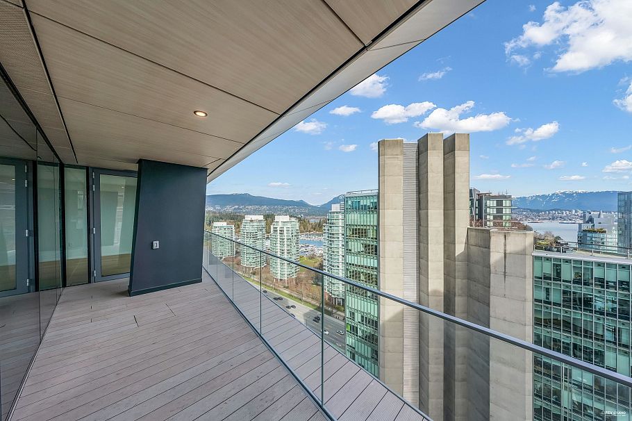 2203 1568 Alberni Street Vancouver, BC - 18