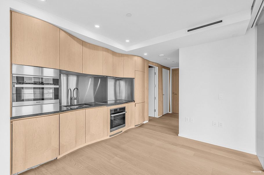 2203 1568 Alberni Street Vancouver, BC - 7