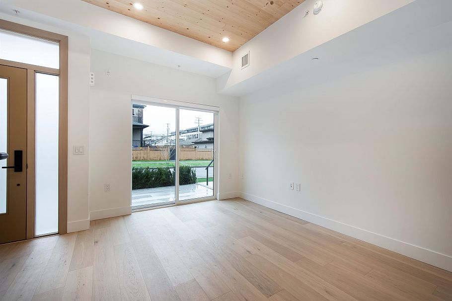 4170 Columbia Street Vancouver, BC - 7