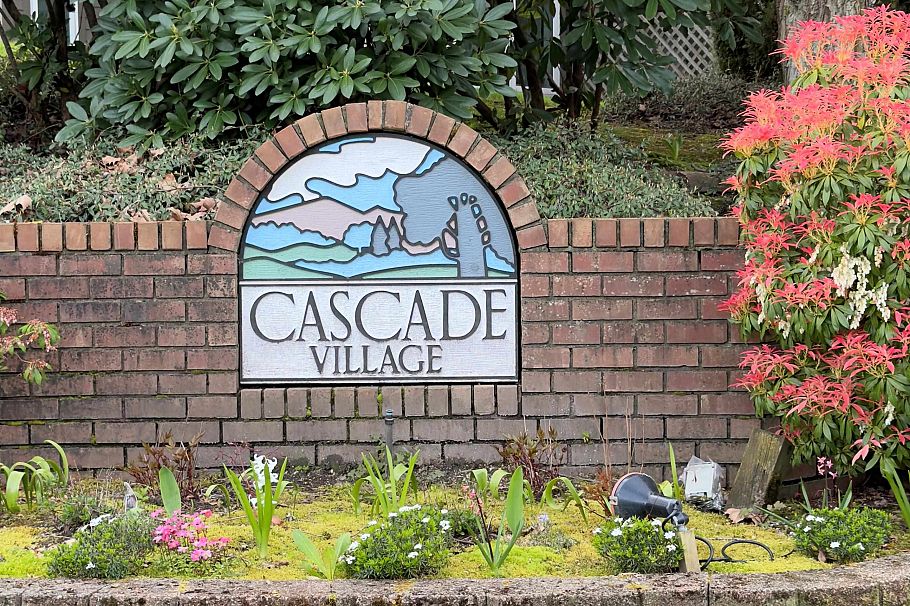 402 3970 Linwood Street Burnaby, BC - 1