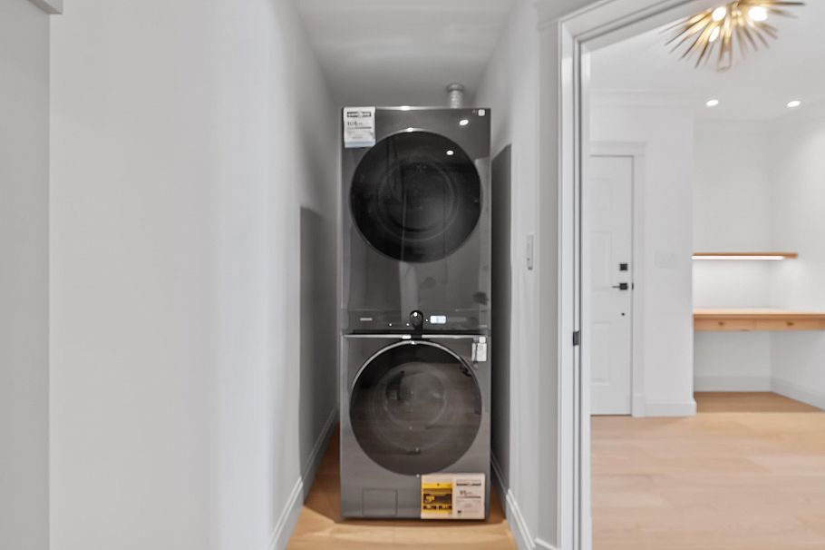 306 1311 Beach Avenue Vancouver, BC - 31