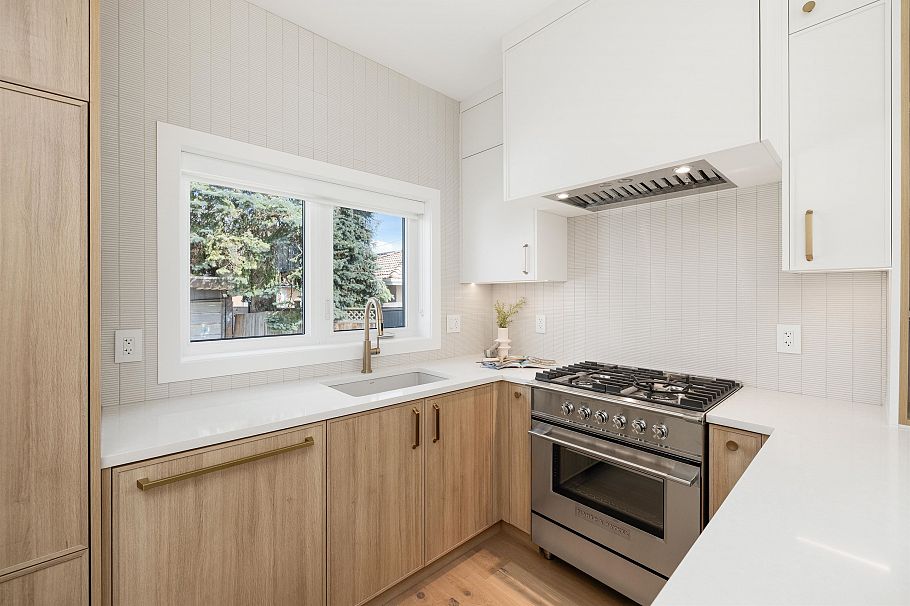 3143 E 19 Avenue Vancouver, BC - 3