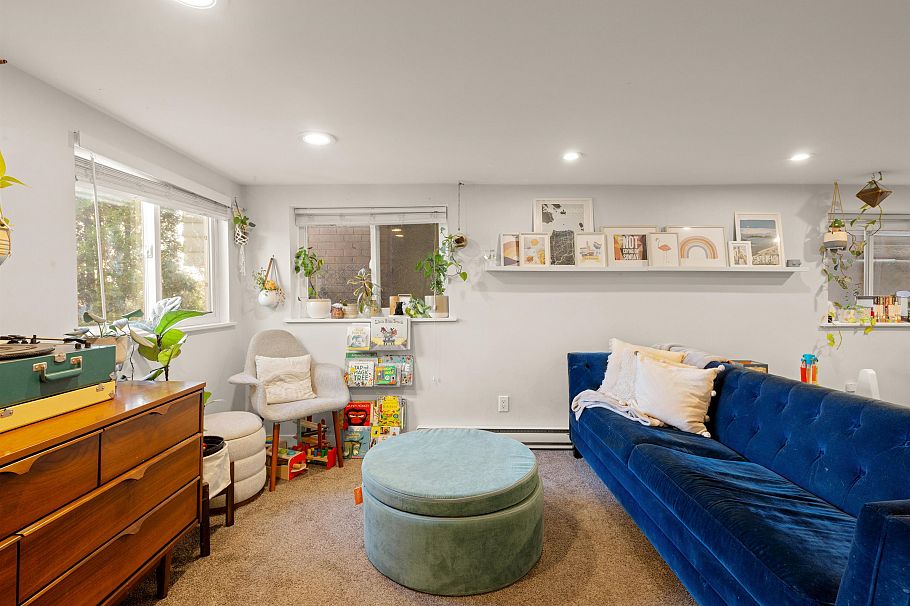 612 E 4th Street North Vancouver, BC - 21