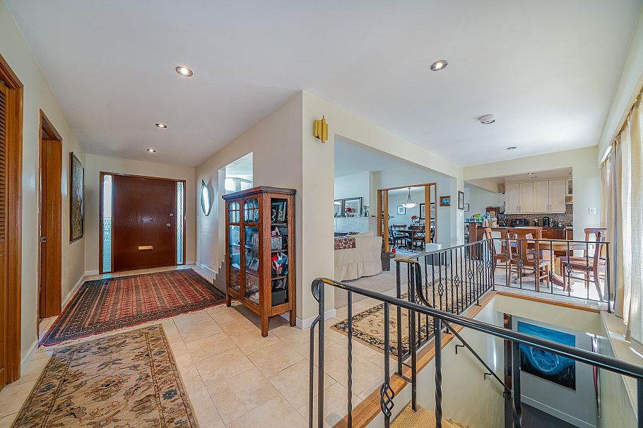 2244 W 32nd Avenue Vancouver, BC - 3