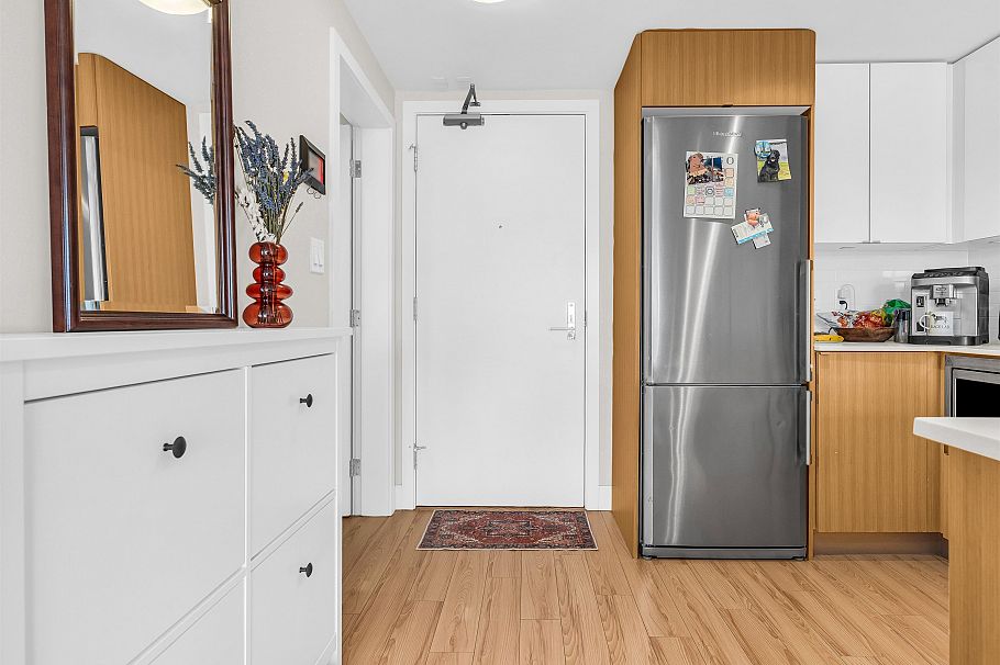 710 159 W 2nd Avenue Vancouver, BC - 3