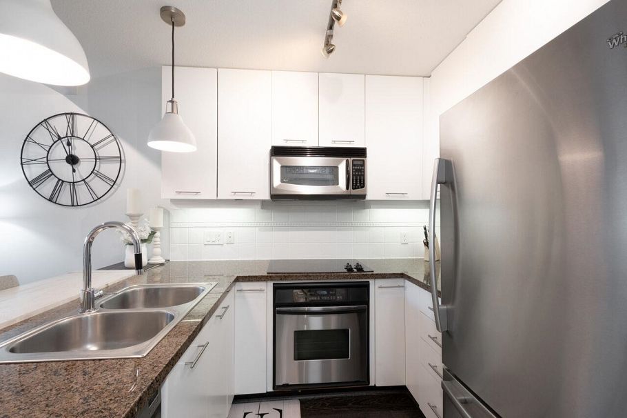 414 530 Raven Woods Drive North Vancouver, BC - 20